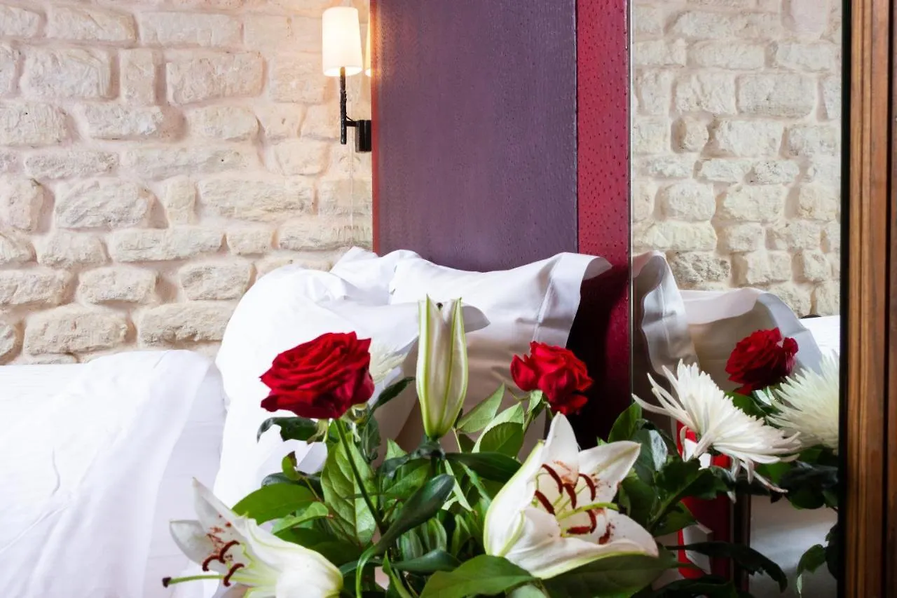 برينس دي كونديه 4*