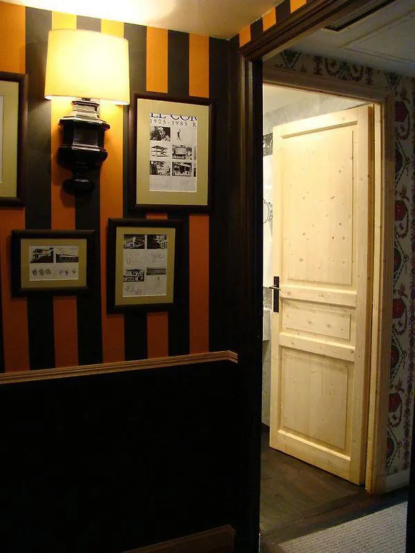 برينس دي كونديه 4*